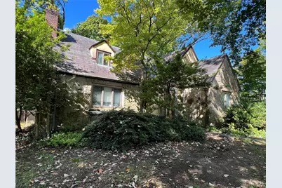 116 Huntington Road, Port Washington, NY 11050 - Photo 3