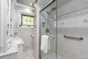 3825 Stars Rd, East Marion, NY 11939 - Photo 11