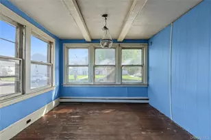2 Willett Ave, Sayville, NY 11782 - Photo 5