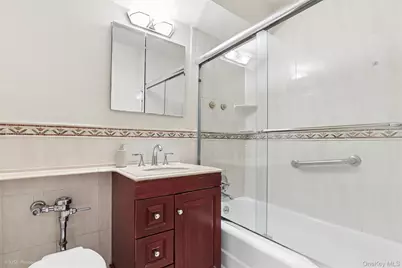 52-30 39th Drive #7G, Woodside, NY 11377 - Photo 9