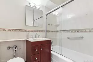 52-30 39th Dr, Woodside, NY 11377 - Photo 9