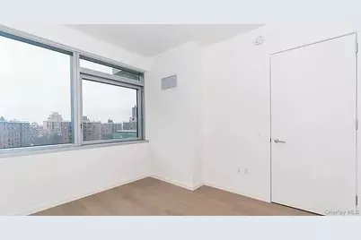 133-27 39th Avenue #6K, Flushing, NY 11354 - Photo 3