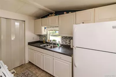 723 Beekman Road #11, Hopewell Junction, NY 12533 - Photo 9