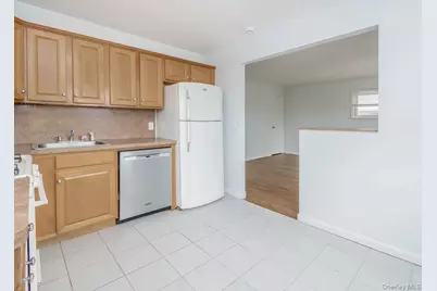 44 Corchaug Avenue, Port Washington, NY 11050 - Photo 21