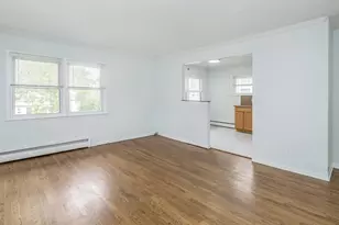 44 Corchaug Ave, Port Washington, NY 11050 - Photo 17