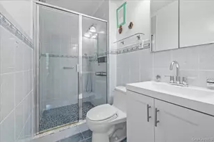 750 Kappock St, Bronx, NY 10463 - Photo 23