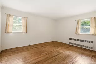 174 Flower Hill Rd, Huntington, NY 11743 - Photo 17