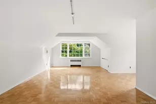 174 Flower Hill Rd, Huntington, NY 11743 - Photo 23