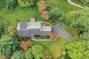 174 Flower Hill Rd, Huntington, NY 11743 - Photo 39