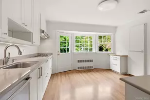 174 Flower Hill Rd, Huntington, NY 11743 - Photo 9
