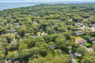 112 Lynncliff Rd, Hampton Bays, NY 11946 - Photo 27