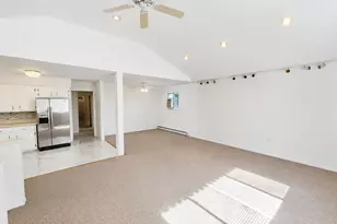 17 Fordham Rd, West Babylon, NY 11704 - Photo 5