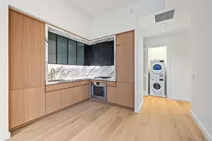 135 E 47th St, New York, NY 10017 - Photo 9