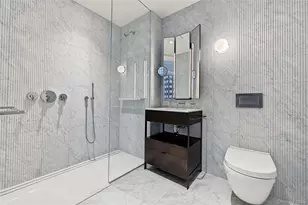 135 E 47th St, New York, NY 10017 - Photo 17