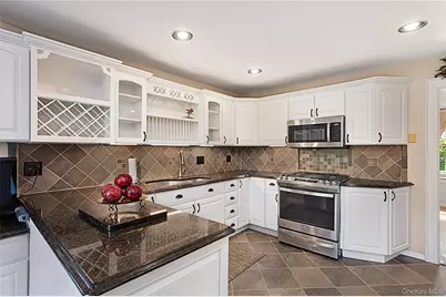 41 Butler Street, Westbury, NY 11590 - Photo 13