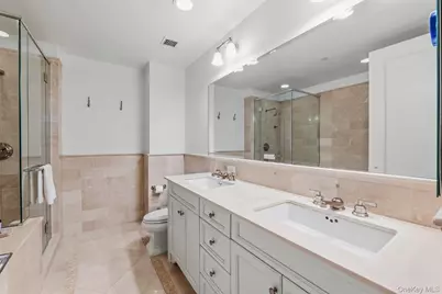 10 City Place #2B, White Plains, NY 10601 - Photo 17