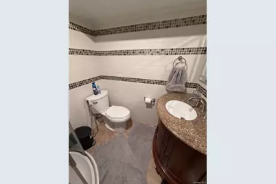 61 Lonergan Drive, Suffern, NY 10901 - Photo 9