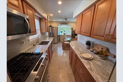 61 Lonergan Drive, Suffern, NY 10901 - Photo 3