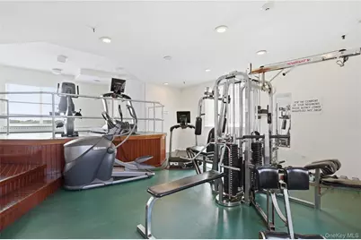 14 Nosband Avenue #3K, White Plains, NY 10605 - Photo 15