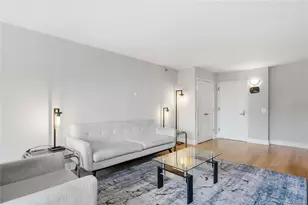 14 Nosband Ave, White Plains, NY 10605 - Photo 5