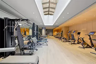 135 E 47th St, New York, NY 10017 - Photo 37