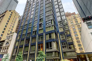 135 E 47th St, New York, NY 10017 - Photo 1