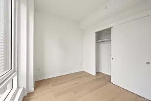 135 E 47th St, New York, NY 10017 - Photo 21