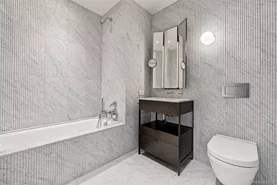 135 E 47th Street #30C, New York, NY 10017 - Photo 23