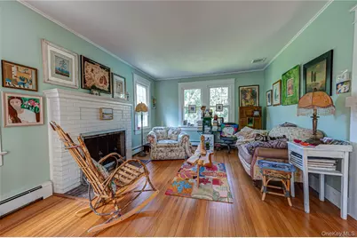 201 Maiden Lane, Port Jefferson, NY 11777 - Photo 7