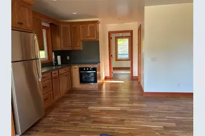 21 Highland Street #B, Millerton, NY 12546 - Photo 3