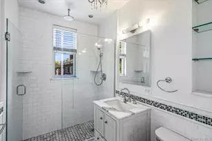 19-01 21st Dr, Astoria, NY 11105 - Photo 15