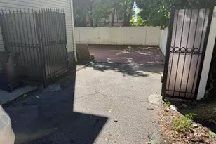 4-61 Beach 22nd St, Far Rockaway, NY 11691 - Photo 19