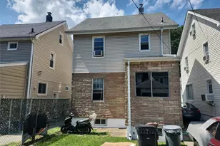88-15 Ashford St, Queens Village, NY 11427 - Photo 3