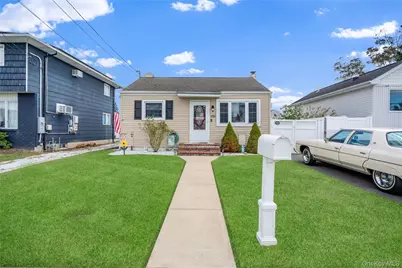 101 Miramar Boulevard, Lindenhurst, NY 11757 - Photo 1