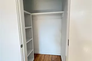 1009 Northern, Manhasset, NY 11030 - Photo 11
