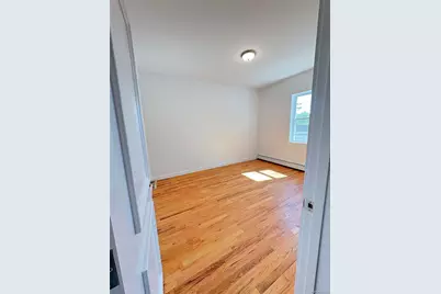 1009 Northern, Manhasset, NY 11030 - Photo 9