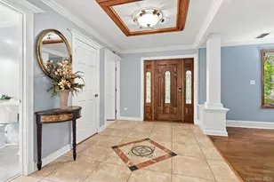 611 Knollwood Rd, White Plains, NY 10603 - Photo 7