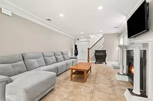 611 Knollwood Rd, White Plains, NY 10603 - Photo 11