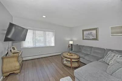 67 Wolcott Road, Levittown, NY 11756 - Photo 3
