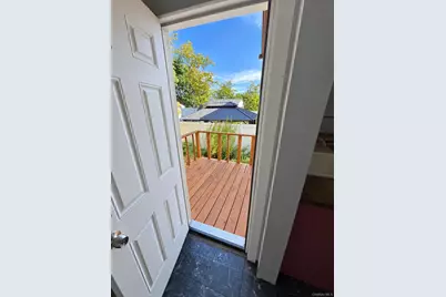 31 Martineau Street, New York, NY 10303 - Photo 19