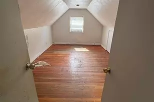 31 Martineau St, New York, NY 10303 - Photo 13