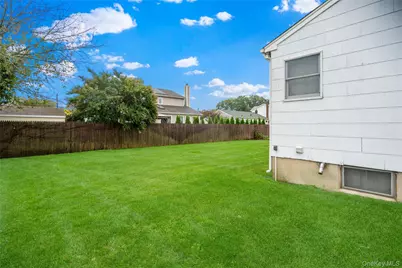 1235 11th Street, West Babylon, NY 11704 - Photo 29