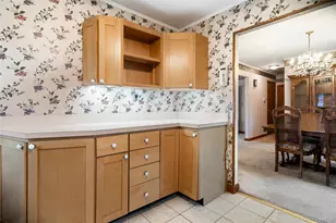 1235 11th St, West Babylon, NY 11704 - Photo 13
