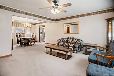 1235 11th Street, West Babylon, NY 11704 - Photo 5