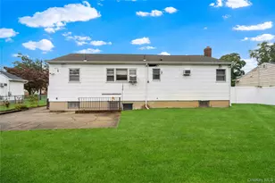 1235 11th St, West Babylon, NY 11704 - Photo 27