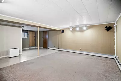 1235 11th Street, West Babylon, NY 11704 - Photo 21