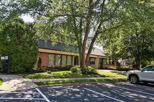 105 Glen Wy, Syosset, NY 11791 - Photo 33