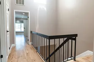 105 Glen Wy, Syosset, NY 11791 - Photo 11