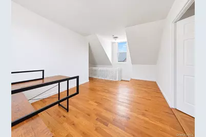 445 S 8th Avenue, Mount Vernon, NY 10550 - Photo 13