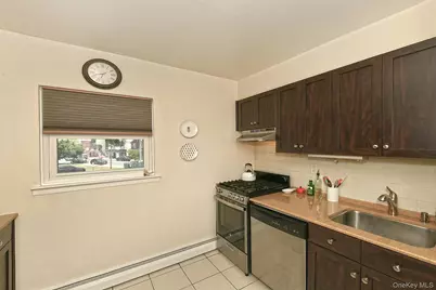 490 Main Street #C4, Farmingdale, NY 11735 - Photo 11